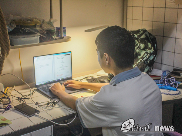 1663832479843027288.jpg 李佳薇.jpg