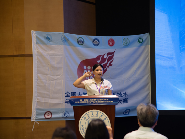 1627177266593006320.jpg SMJ_2196.jpg